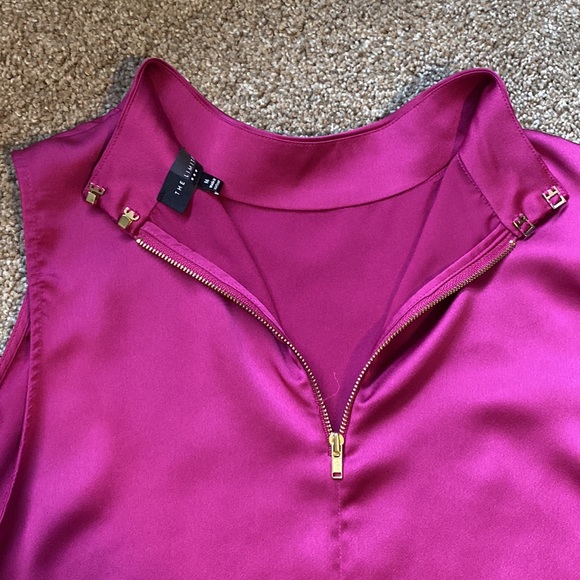 NWOT Women’s The Limited Medium Hi-Low Asymmetrical Pink Glossy Shirt - Picture 7 of 8